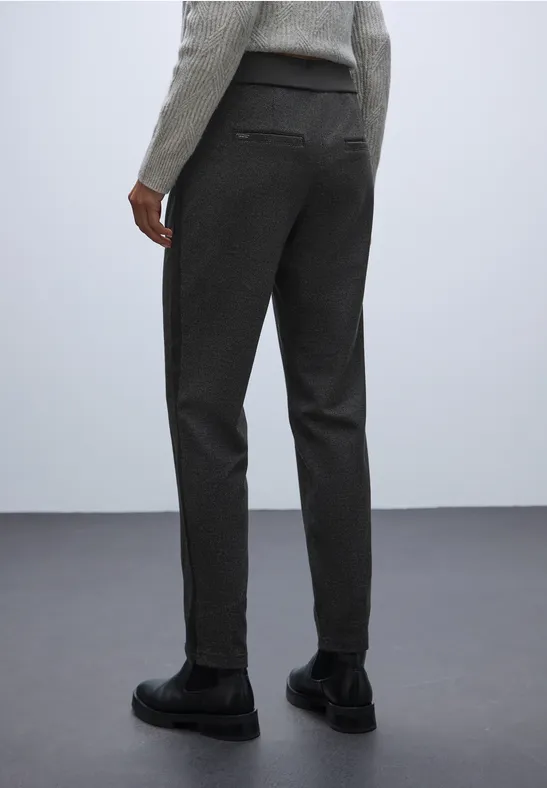 Loose Fit Hose mit Tape Black