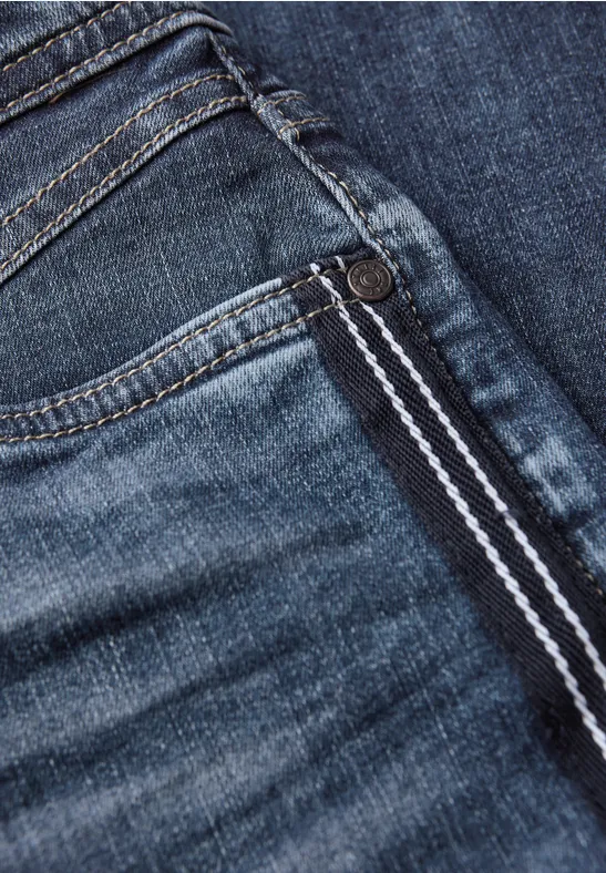 Jeans mit Gallonstreifen Medium Blue Soft washed