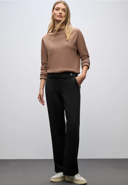 Straight Leg Hose Black