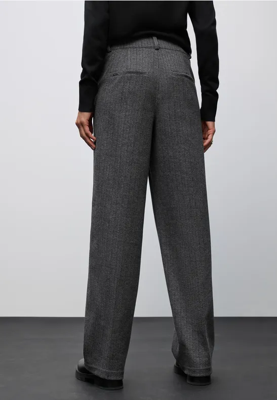 Straight Leg Hose Black