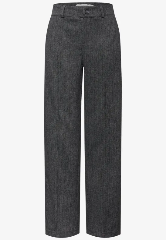 Straight Leg Hose Black