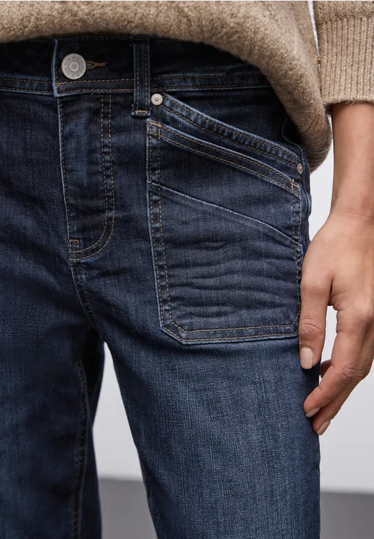 Jeans mit Patch Pockets Dark blue washed