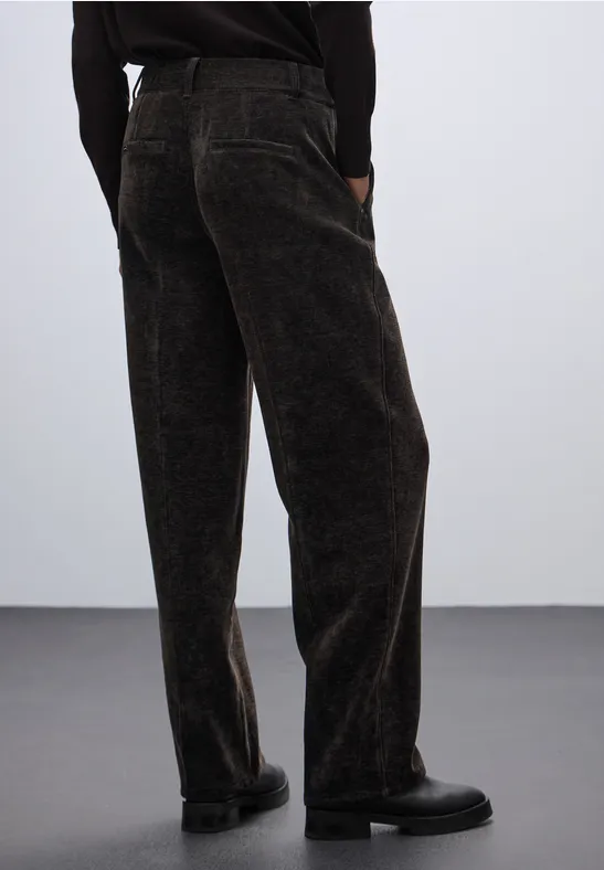 Straight Leg Cordhose darkest brown