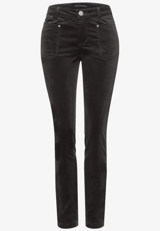 Cordhose im Casual Fit darkest brown