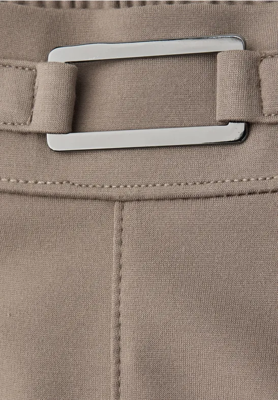 Straight Leg Hose mit Detail bark brown