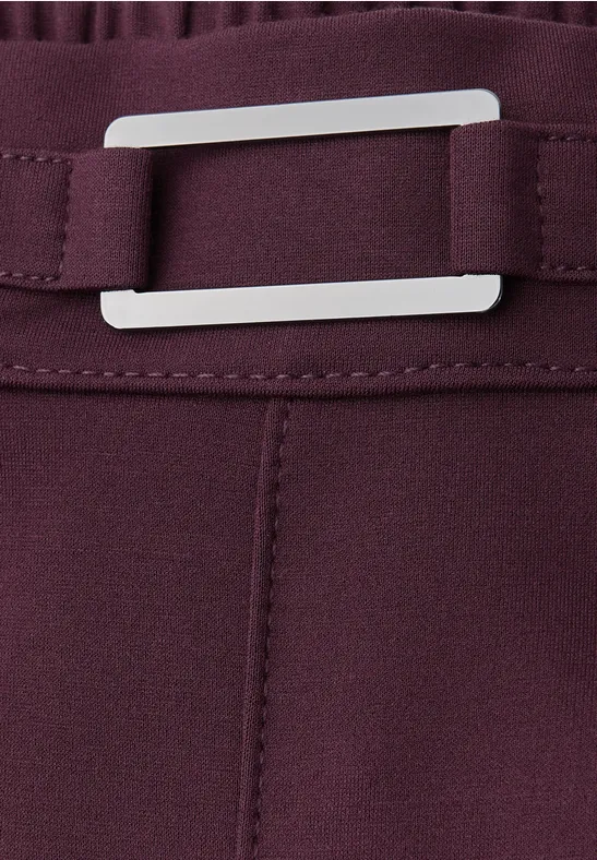 Straight Leg Hose mit Detail Jazz Berry
