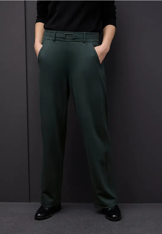 Straight Leg Hose mit Detail evernight green