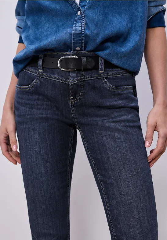 Slim Leg Jeans Dark Blue Wash