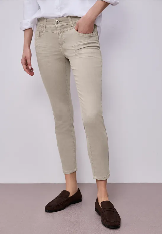 Mid Waist Slim Leg Jeans im Casual Fit Beige Washed
