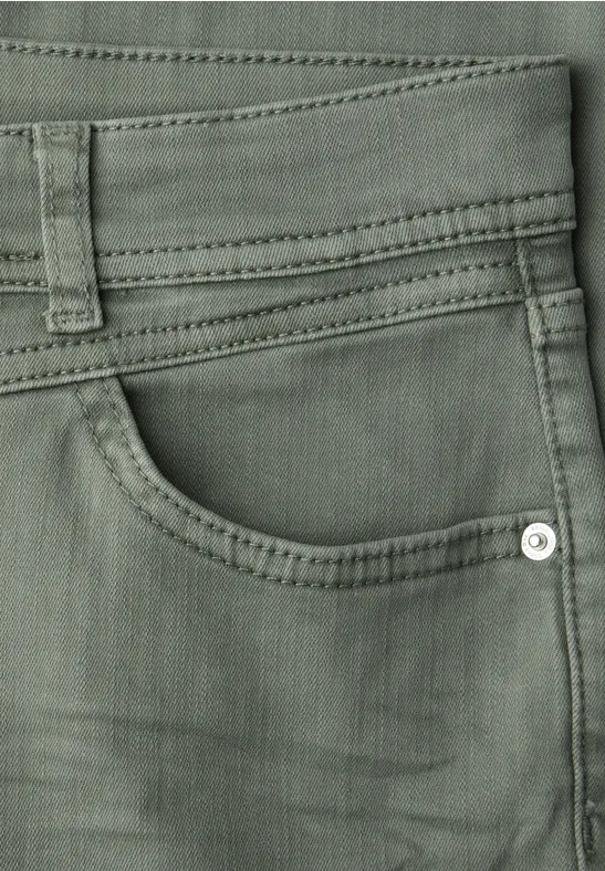 Mid Waist Slim Leg Jeans im Casual Fit Sage Green Washed