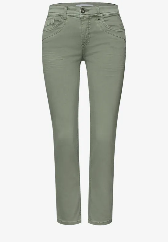 Mid Waist Straight Leg Jeans dans le Slim Fit Sage Green Washed