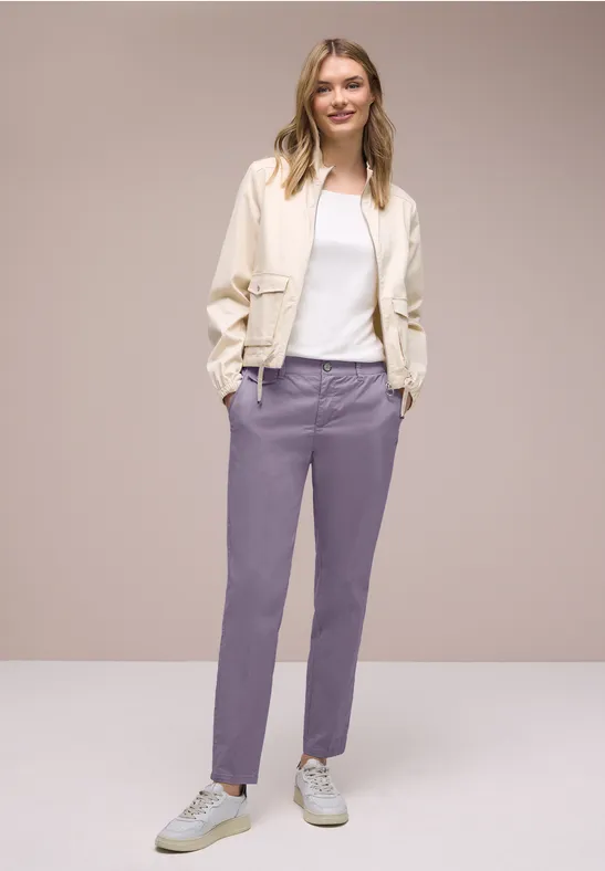 Chino im Casual Fit in softer Qualität faded violet