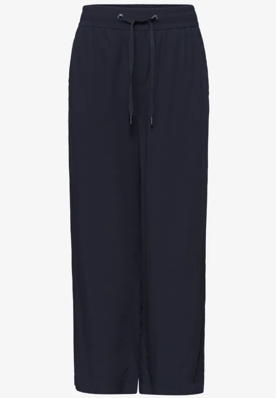 Donkerblauwe damesbroek met rechte pijpen en elastische taille met trekkoord.