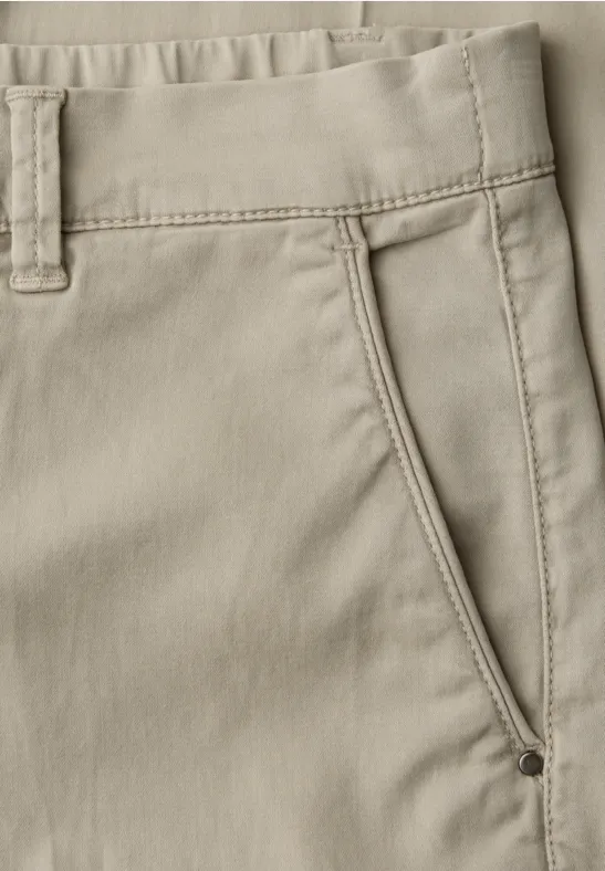 Slim Leg Chino aus Lyocellmix buff grey