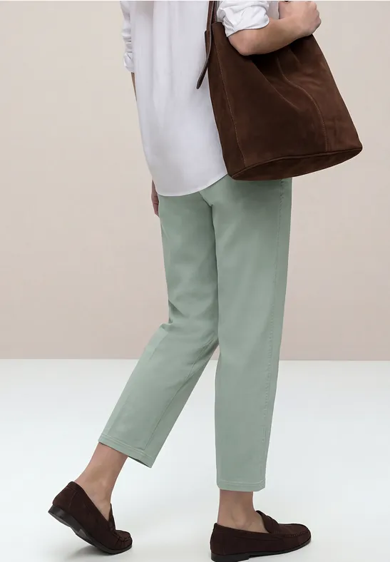 Slim Leg Chino aus Lyocellmix dark mint green