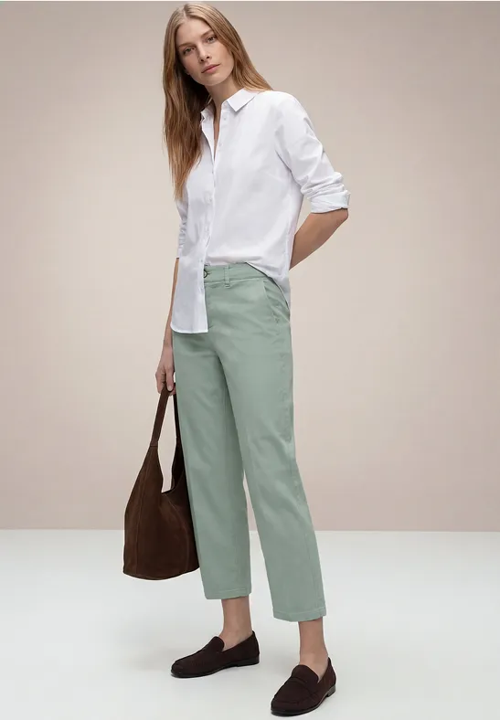 Slim Leg Chino aus Lyocellmix dark mint green