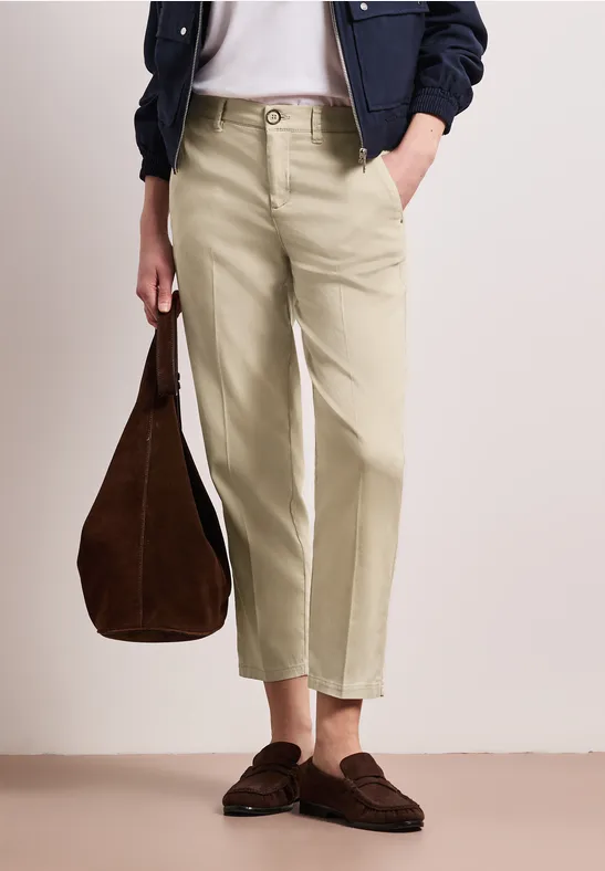 Slim Leg Chino aus Lyocellmix cobble stone