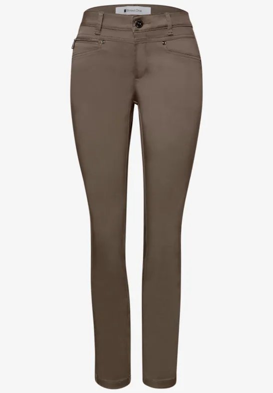Mid Waist Slim Leg Hose im Satin-Look cold brew brown