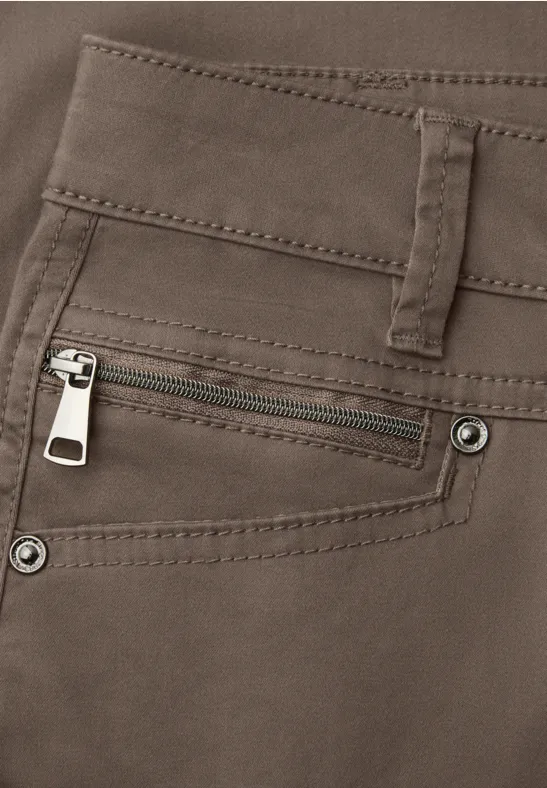 Mid Waist Slim Leg Hose im Satin-Look cold brew brown