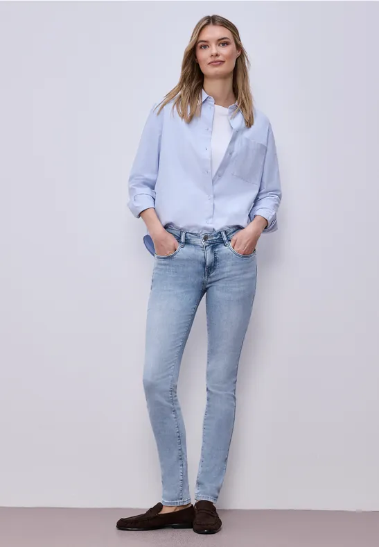 Jeansy z wąską nogawką o kroju Slim Fit i długości Mid Waist light blue random wash