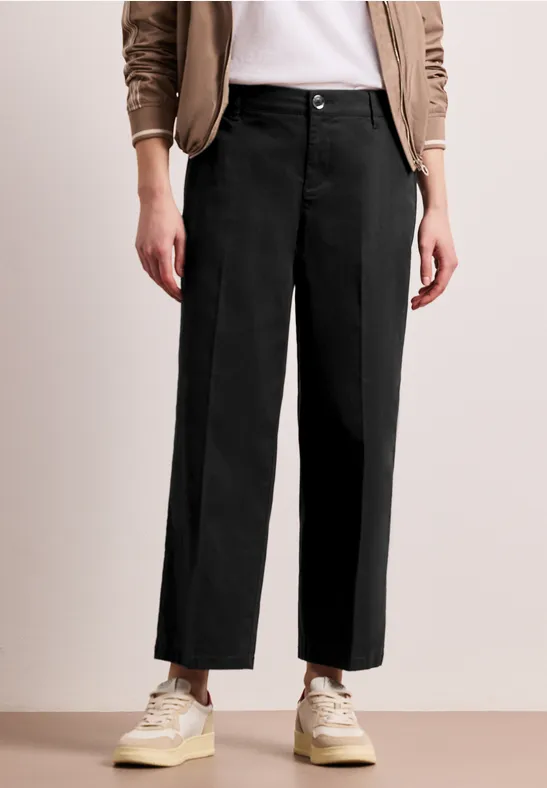 Straight Legs in een casual pasvorm Black