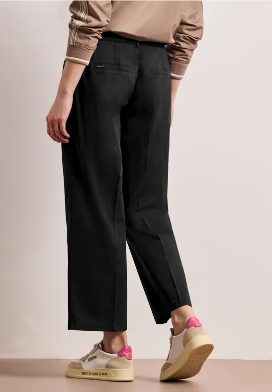 Straight Legs in een casual pasvorm Black