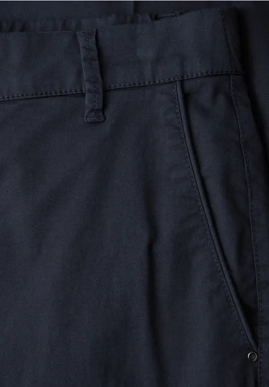 Straight Leg Chino im Casual Fit shadowed navy