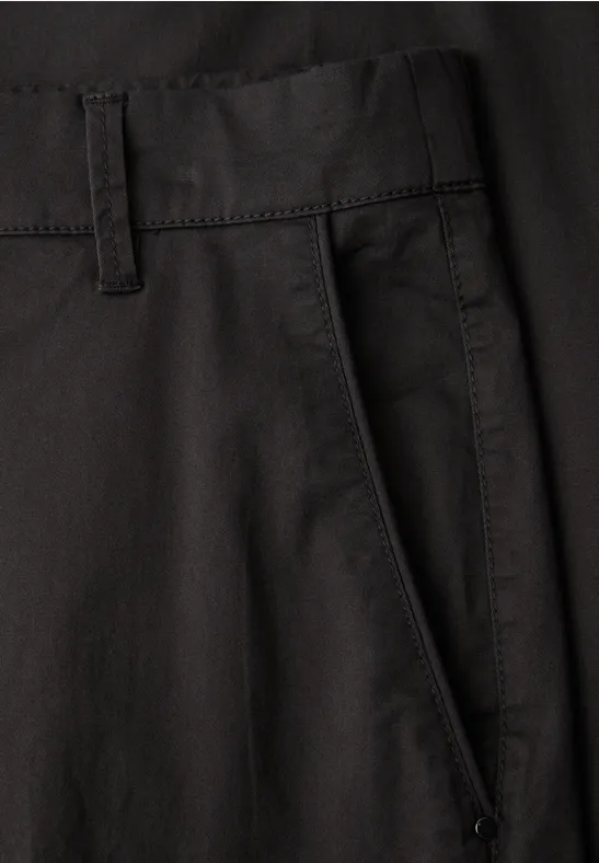 Straight Leg Chino im Casual Fit deep earth