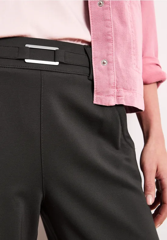 Straight Leg Hose mit Schnallendetail deep earth