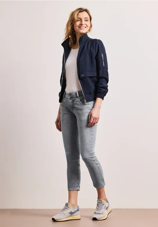 Mid Waist Slim Legs jeans in Slim Fit light grey random wash