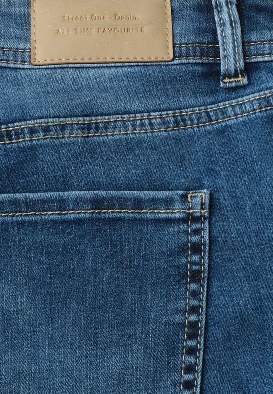 Low Waist Slim Leg Jeans im Casual Fit authentic dark blue wash