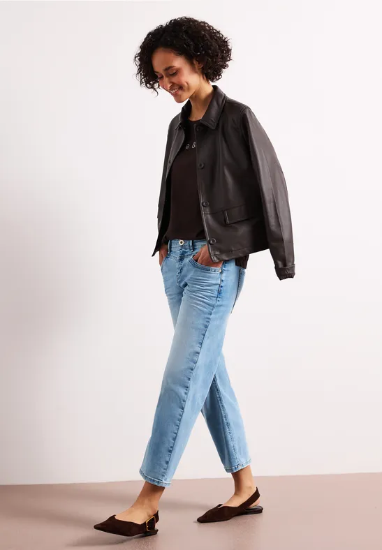 Mid Waist Straight Leg Jeans im Casual Fit light blue wash