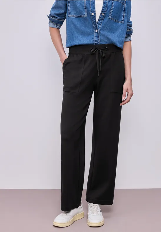 Straight Leg Hose Black