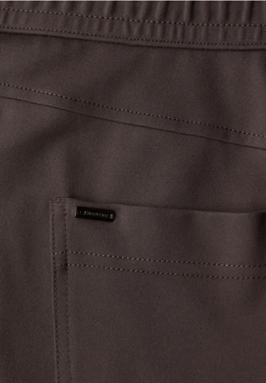 Straight Legs molten earth