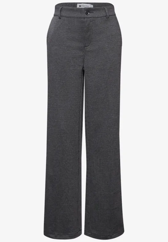 Straight Leg Hose shadowed navy