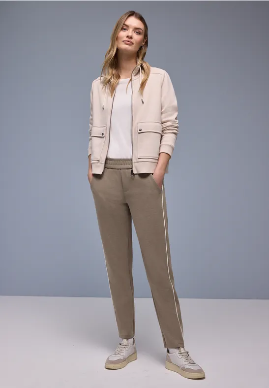 Broek met smalle pijpen light terra mocha