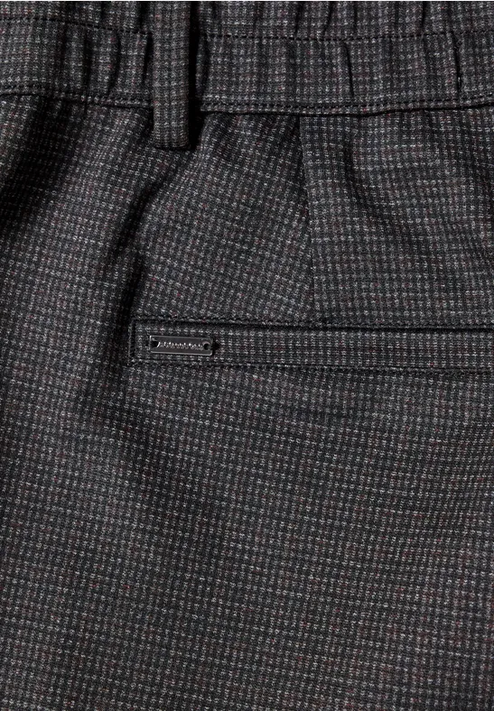 Pantalon gris à motif discret, taille élastique et poche arrière