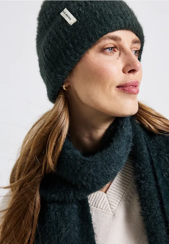 Bonnet en fil de plumes juniper green mel.
