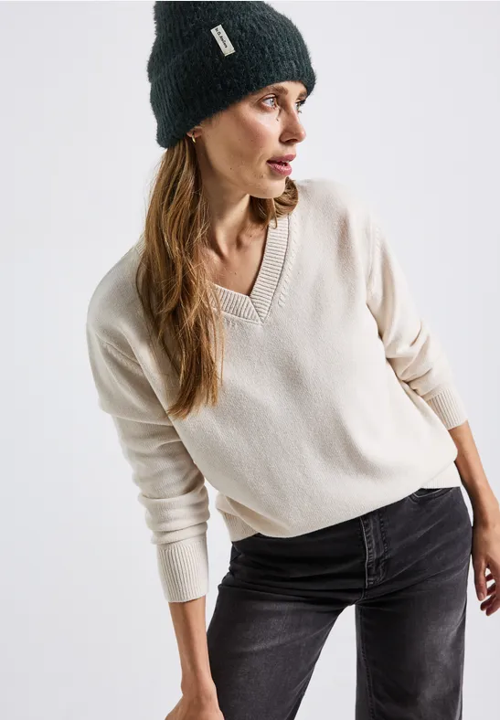 Bonnet en fil de plumes juniper green mel.