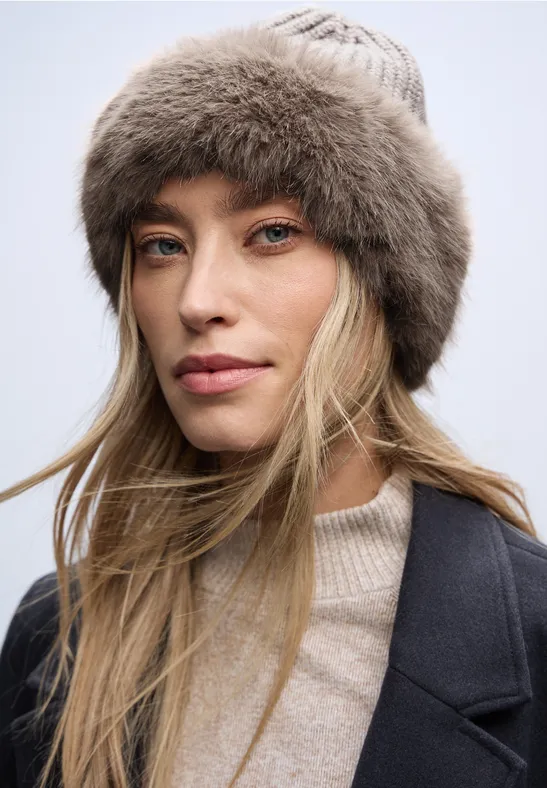 Beanie mit Fake Fur Sandy Mocca Mel.