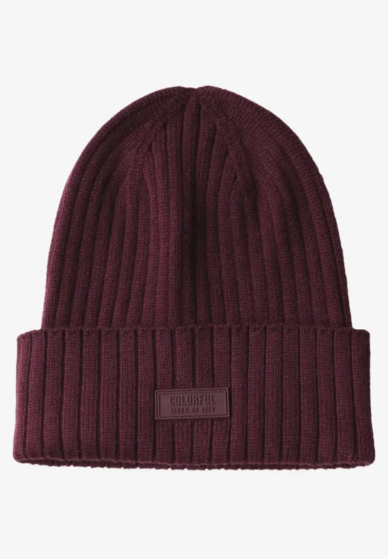 Bonnet en tricot côtelé wildberry red