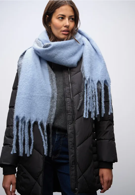 Kuscheliger Schal frosted blue