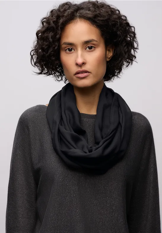 Loop Schal in Unifarbe Black