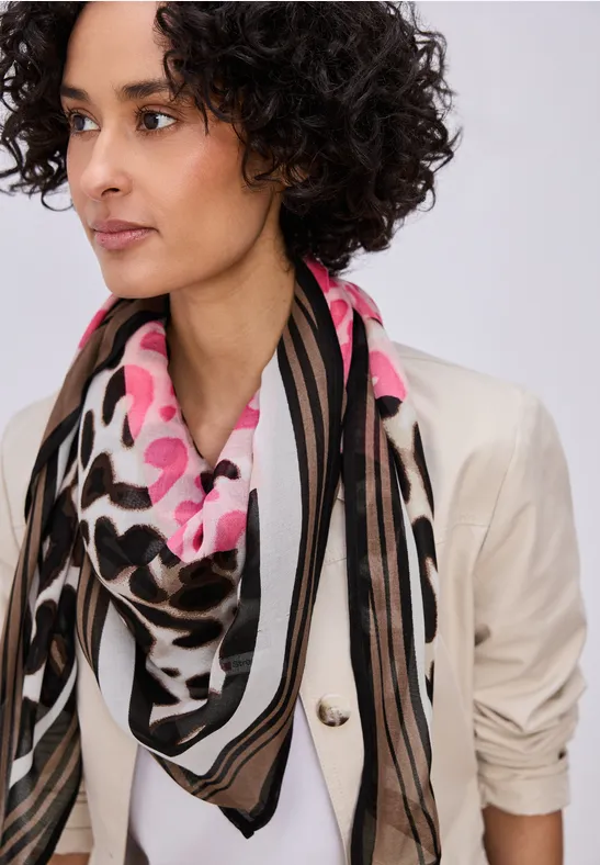 Tkanina Leo blossom pink