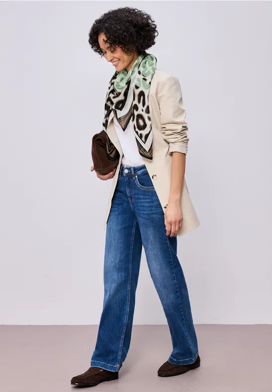 Tkanina Leo Bright Pistachio