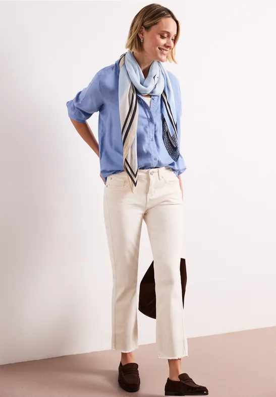 Modal sjaal met tekst shadowed navy