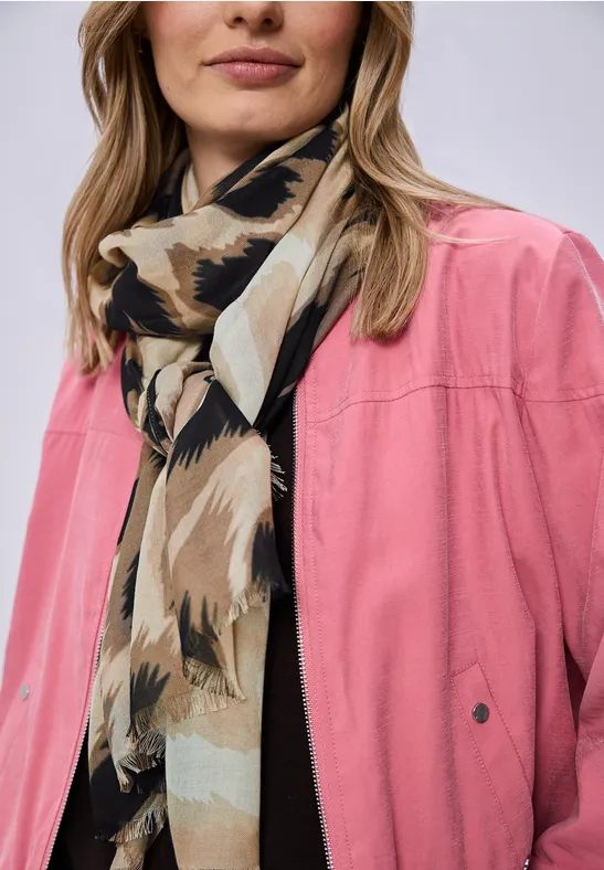 Langer Schal mit Leo-Muster timeless beige