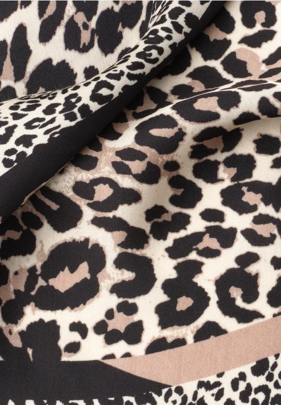 Szalik Nicki z wzorem leo Black