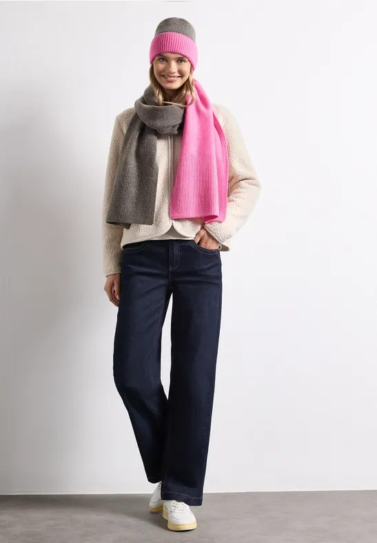 Fijngebreide sjaal in colorblock-stijl warm blush