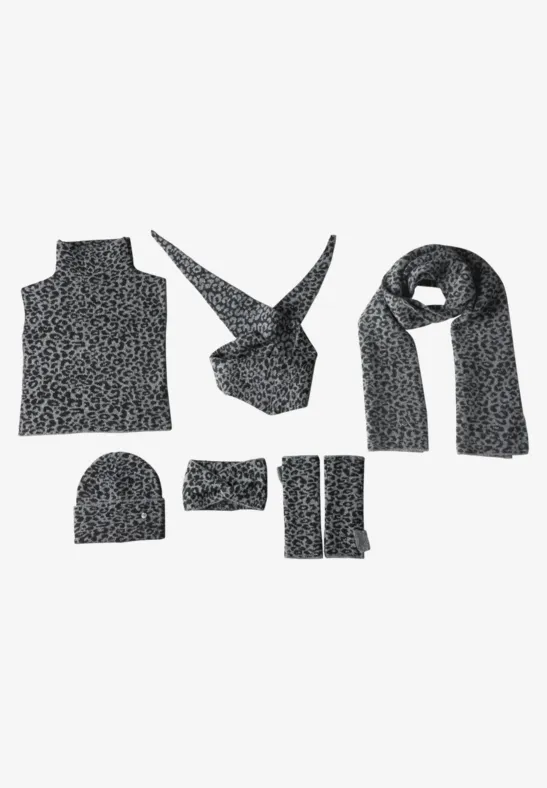 Bonnet jacquard à motif léopard Black
